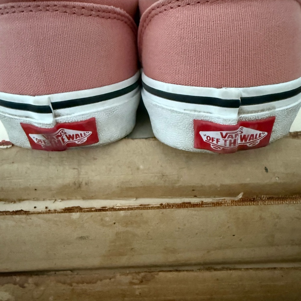 🌸 Vans Low-Top Sneakers | Blush Pink | Women’s Size 7 | Classic Off The Wall - Picture 7 of 10